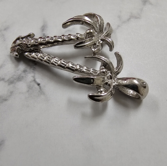 Silver Palm Tree Pendant - Picture 5 of 8